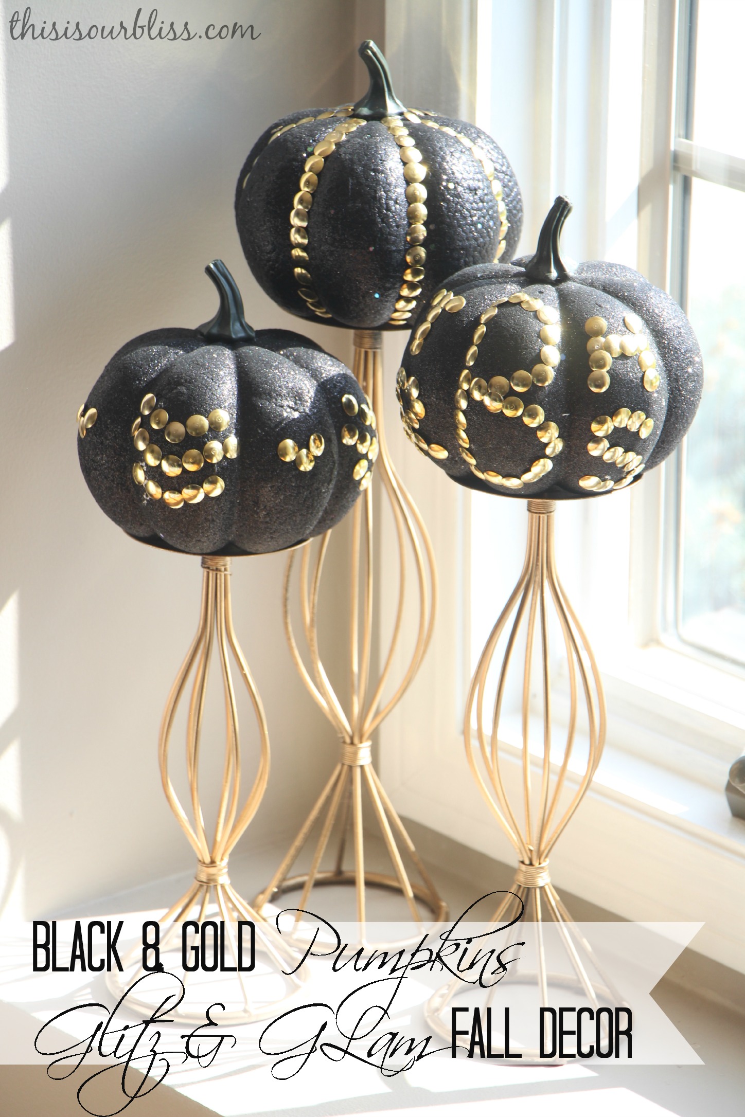 DIY Black & Gold pumpkins w Dollar Store thumb tacks glitz & glam fall decor
