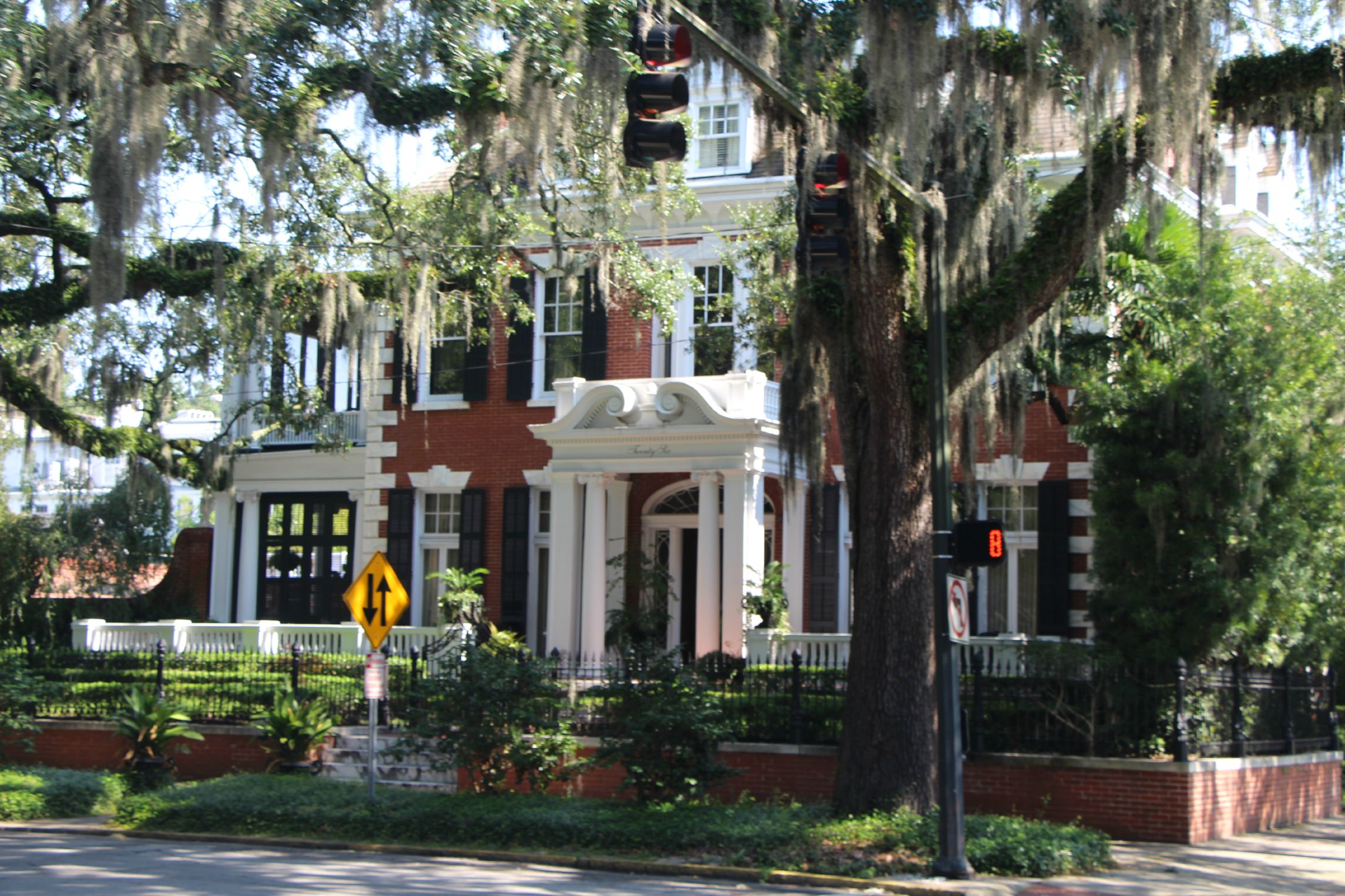 Old Mansion - Beautiful Historic District - Savannah Georgia - This is our Bliss